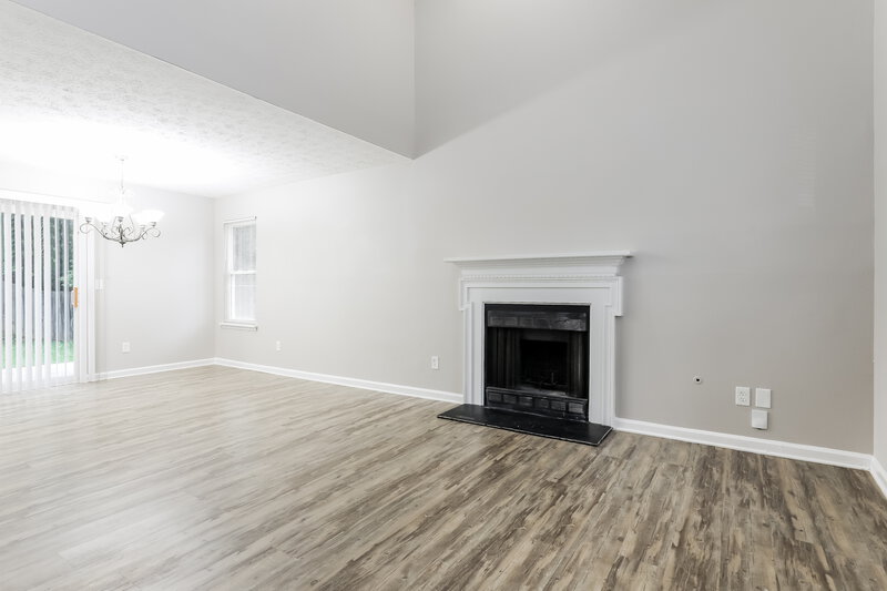 1,875/Mo, 431 Thomas Downs Way Jonesboro, GA 30238 Living Room View 2