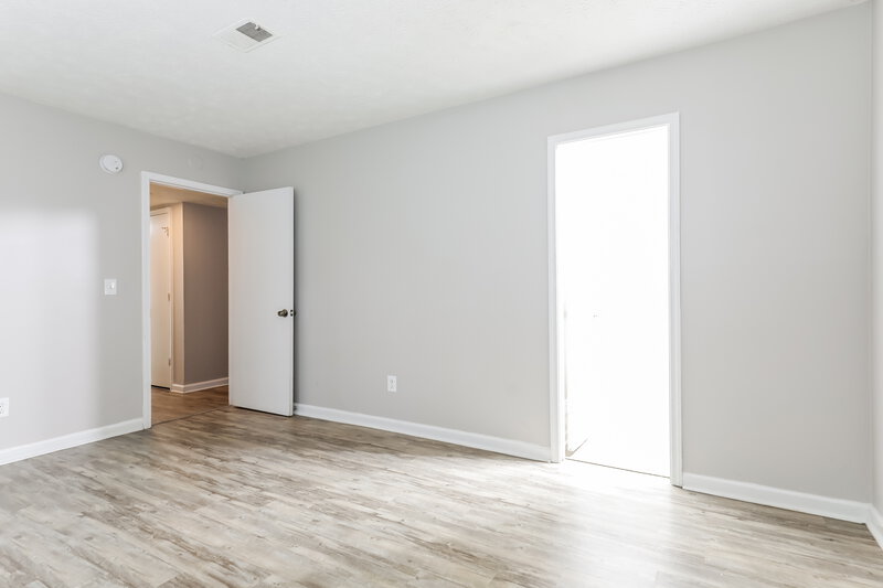 1,875/Mo, 431 Thomas Downs Way Jonesboro, GA 30238 W M Main Bathroom View