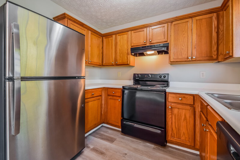 1,830/Mo, 631 Sinclair Way Jonesboro, GA 30238 Kitchen View 2