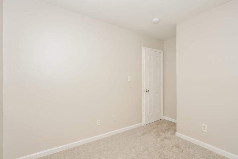 1,260/Mo, 692 Jeb Stuart Dr Jonesboro, GA 30238 Bedroom View 4