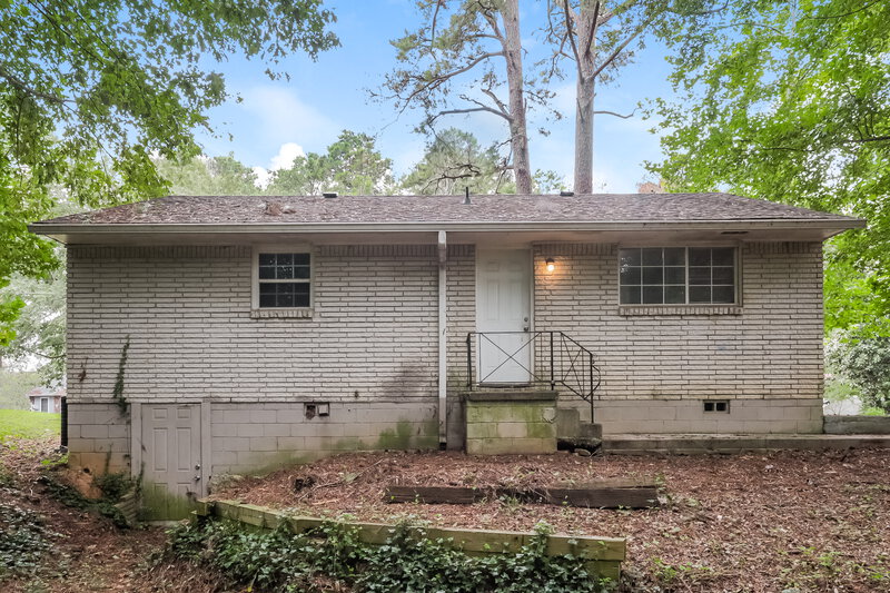 1,260/Mo, 692 Jeb Stuart Dr Jonesboro, GA 30238 Rear View