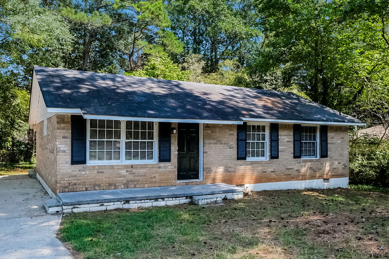 0/Mo, 8216 Saxon Ct Jonesboro, GA 30238 External View