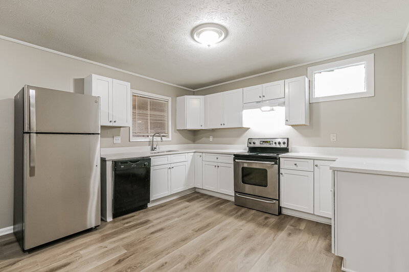 1,785/Mo, 8392 San Jose Trl Jonesboro, GA 30236 Kitchen View