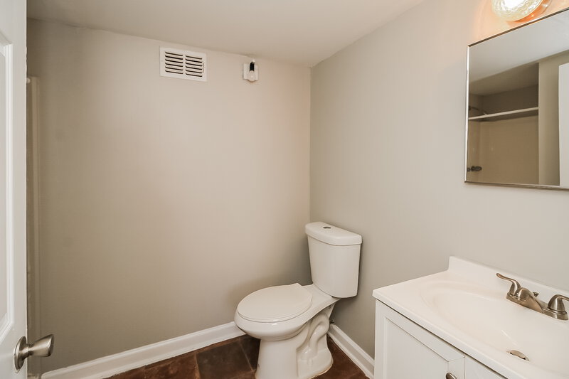 2,410/Mo, 8392 San Jose Trl Jonesboro, GA 30236 Bathroom View