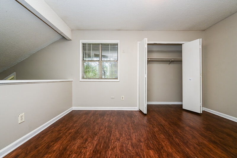 985/Mo, 8536 Pineland Dr Unit A Jonesboro, GA 30238 Main Bedroom View