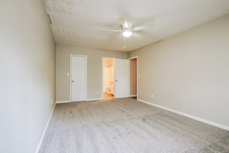 1,890/Mo, 882 Stormy Ln Jonesboro, GA 30238 Main Bedroom View