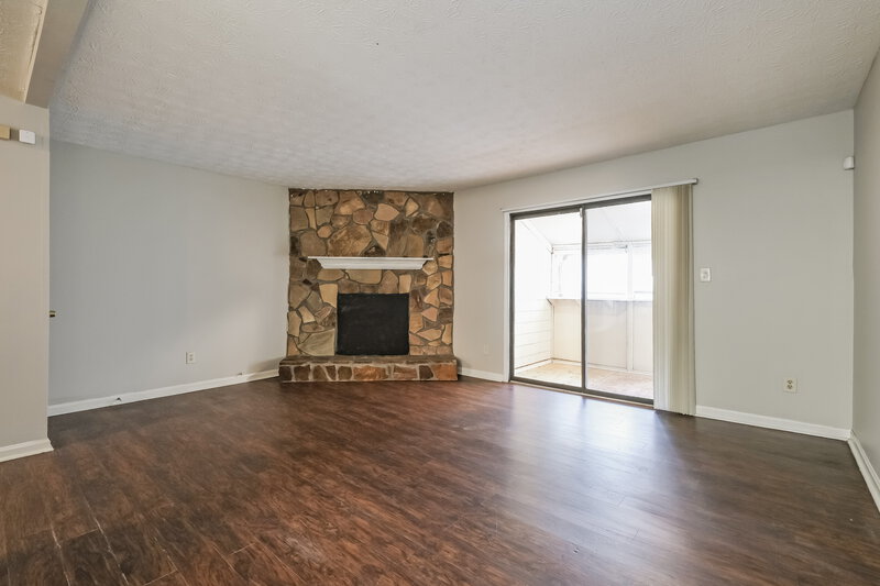1,490/Mo, 946 O'Hara Dr Jonesboro, GA 30236 Living Room View