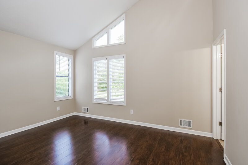 2,025/Mo, 185 Castleair Ct NE Kennesaw, GA 30144 Main Bedroom View