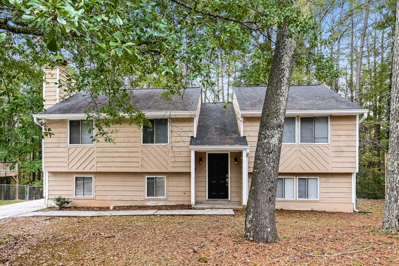 1,810/Mo, 1876 CORDUROY Court Lithonia, GA 30058 External View