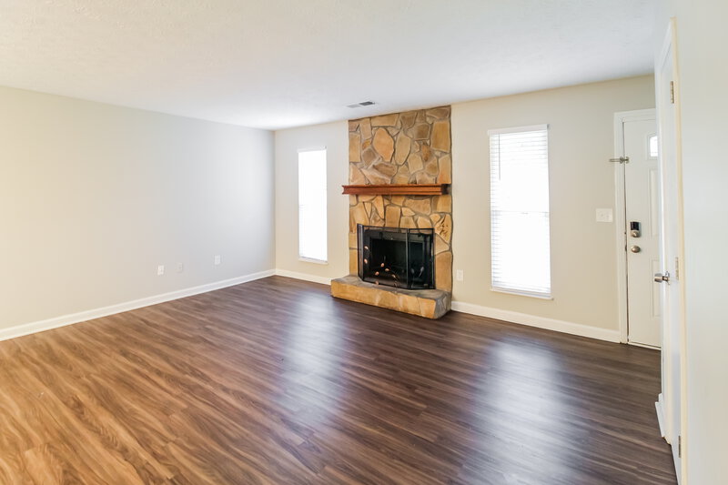 2,210/Mo, 1893 GINGHAM Way Lithonia, GA 30058 Living Room View