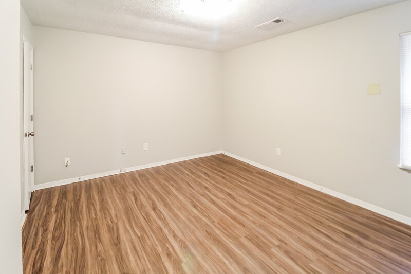 2,210/Mo, 1893 GINGHAM Way Lithonia, GA 30058 Bedroom View 3