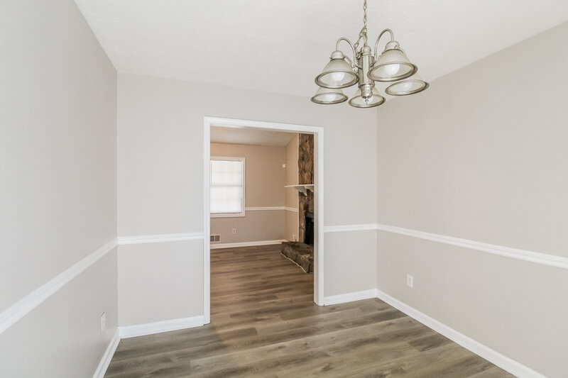 1,825/Mo, 1986 FOREST PINES Court Lithonia, GA 30058 Dining Room View