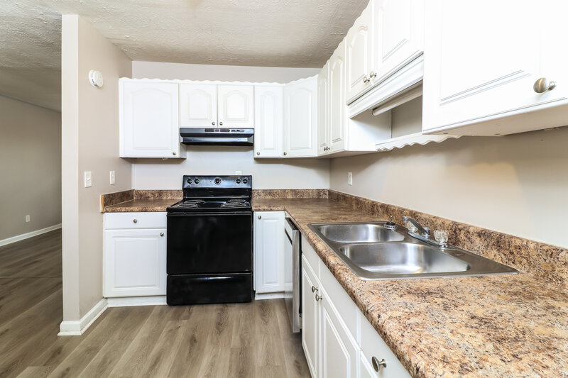 1,435/Mo, 3564 Briar Dr Lithia Springs, GA 30122 Kitchen View
