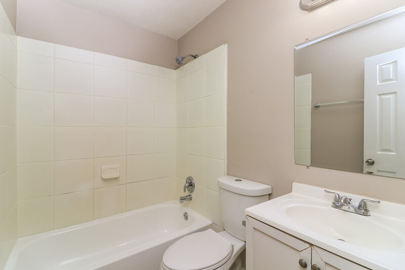 1,435/Mo, 3564 Briar Dr Lithia Springs, GA 30122 Bathroom View