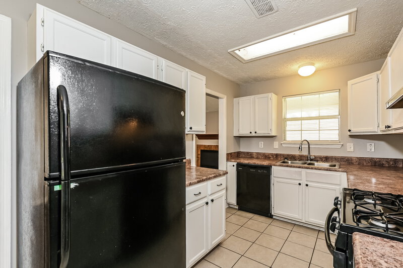 1,900/Mo, 2085 CORNERS CIRCLE Trace Lithonia, GA 30058 Misc View 4