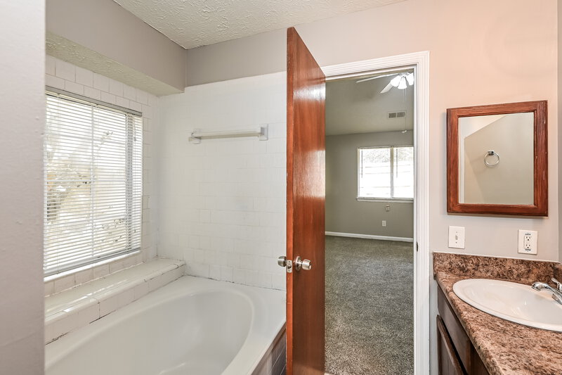 1,900/Mo, 2085 CORNERS CIRCLE Trace Lithonia, GA 30058 Misc View 14