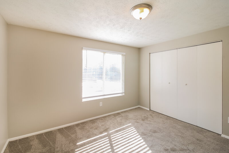 1,925/Mo, 2103 VICTORIA Place Lithonia, GA 30058 Main Bedroom View 2