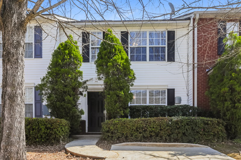 2,400/Mo, 2286 STRATHMOOR MANOR Drive Lithonia, GA 30058 Front View