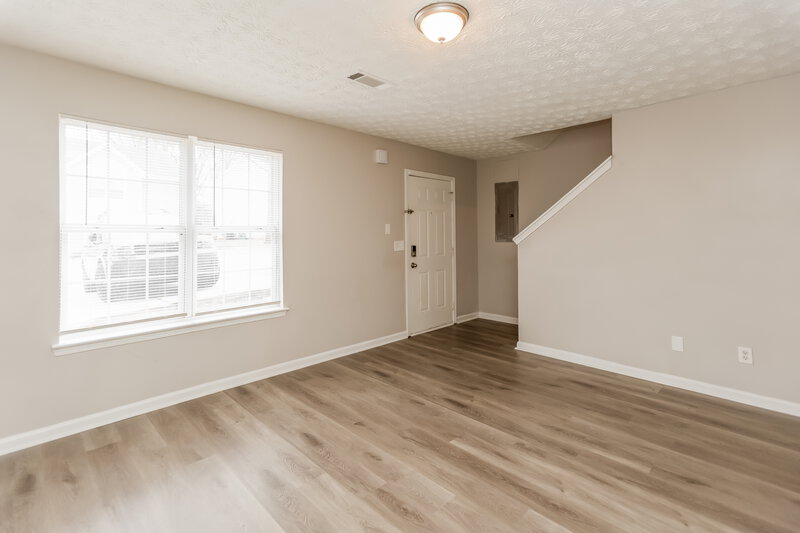 1,690/Mo, 2946 Fields Dr Lithonia, GA 30038 Living Room View 2