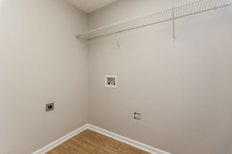 1,690/Mo, 2946 Fields Dr Lithonia, GA 30038 Laundry Room View