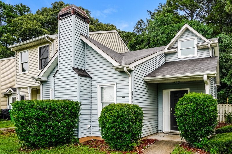 1,465/Mo, 2318 Wellington Cir Lithonia, GA 30058 Front View