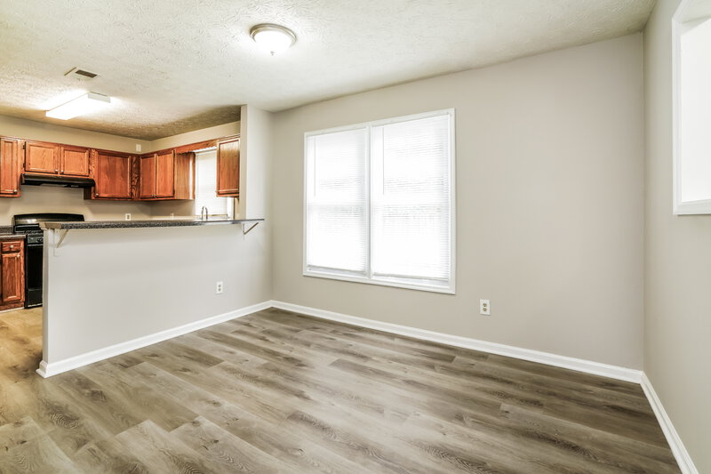 1,465/Mo, 2318 Wellington Cir Lithonia, GA 30058 Living Room View 2