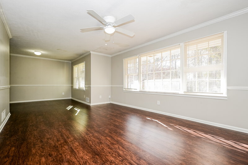 2,075/Mo, 4214 Miners Creek Rd Lithonia, GA 30038 Living Room View