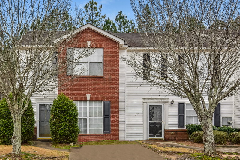 1,870/Mo, 5733 Strathmoor Manor Cir Lithonia, GA 30058 External View
