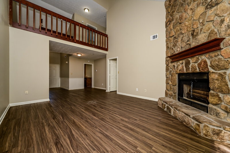0/Mo, 5796 Trent Walk Dr Lithonia, GA 30038 Living Room View 2