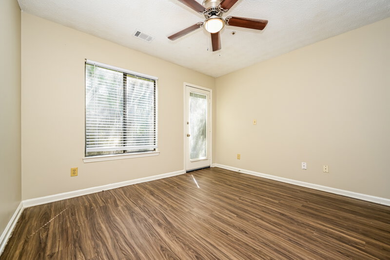 0/Mo, 5796 Trent Walk Dr Lithonia, GA 30038 Main Bedroom View