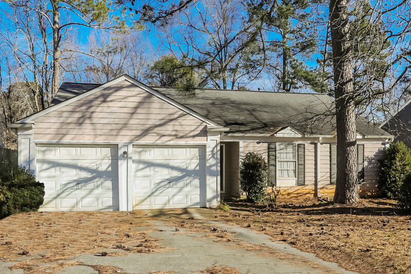 1,880/Mo, 6573 Eastbriar Dr Lithonia, GA 30058 External View