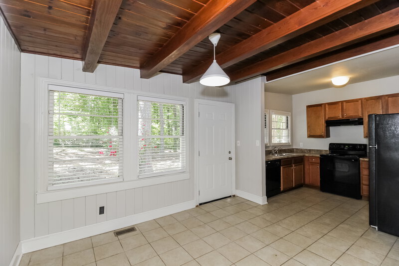 1,695/Mo, 379 Hilltop Circle Ext SW Mableton, GA 30126 Misc View 3
