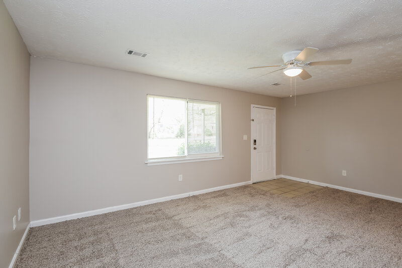 1,830/Mo, 5961 Garner Rd Mableton, GA 30126 Living Room View