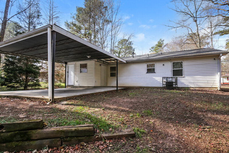 1,830/Mo, 5961 Garner Rd Mableton, GA 30126 Rear View