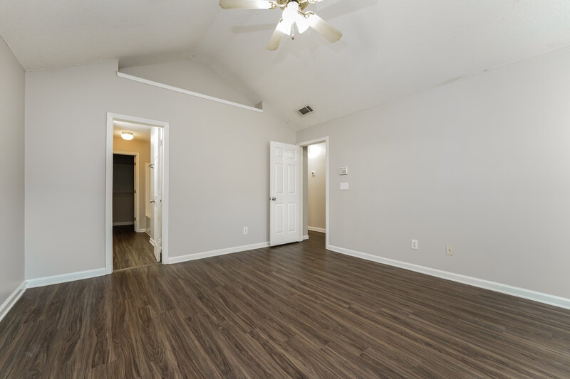 1,805/Mo, 6626 Browns Mill Ferry Dr Lithonia, GA 30038 Main Bedroom View 2