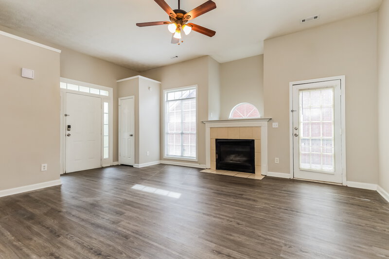 1,760/Mo, 116 Unity Cv Locust Grove, GA 30248 Living Room View 2