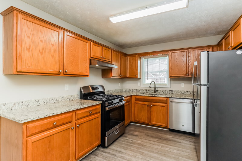 1,760/Mo, 116 Unity Cv Locust Grove, GA 30248 Kitchen View 2
