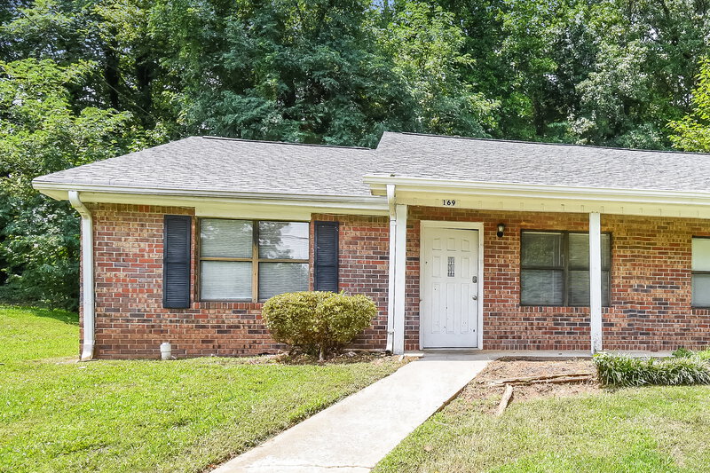 1,390/Mo, 169 Kimberly Way Marietta, GA 30064 External View