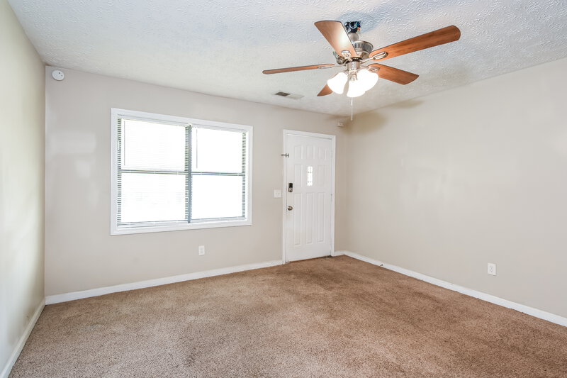 1,390/Mo, 169 Kimberly Way Marietta, GA 30064 Living Room View 2