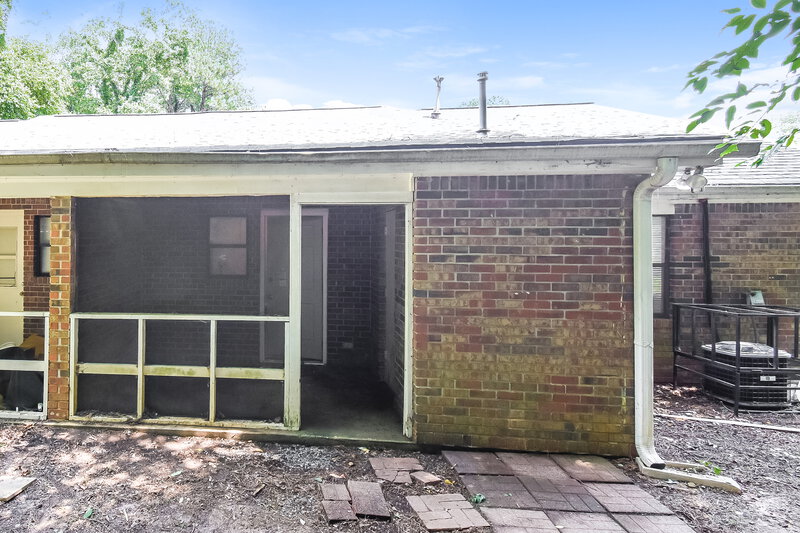 1,390/Mo, 169 Kimberly Way Marietta, GA 30064 Rear View