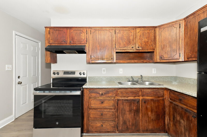 1,815/Mo, 2187 Twilley Cir SW Marietta, GA 30060 Kitchen View 2