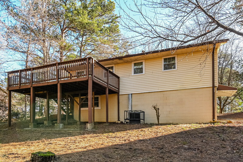 1,875/Mo, 2870 Valley Brook Dr SW Marietta, GA 30008 Rear View