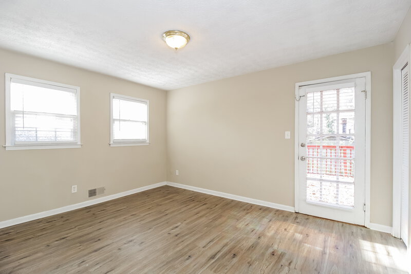 2,870/Mo, 3334 Heatherwood Ln SW Marietta, GA 30008 Bedroom View 2