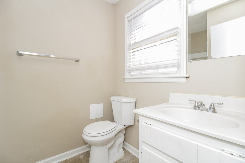 2,870/Mo, 3334 Heatherwood Ln SW Marietta, GA 30008 Bathroom View