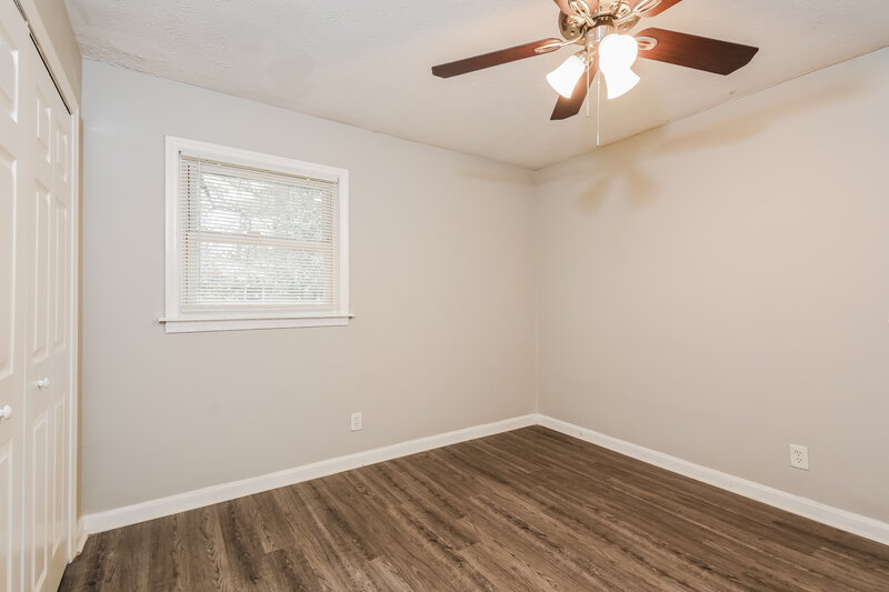 1,625/Mo, 643 Milford Dr SW Marietta, GA 30060 Bedroom View 2