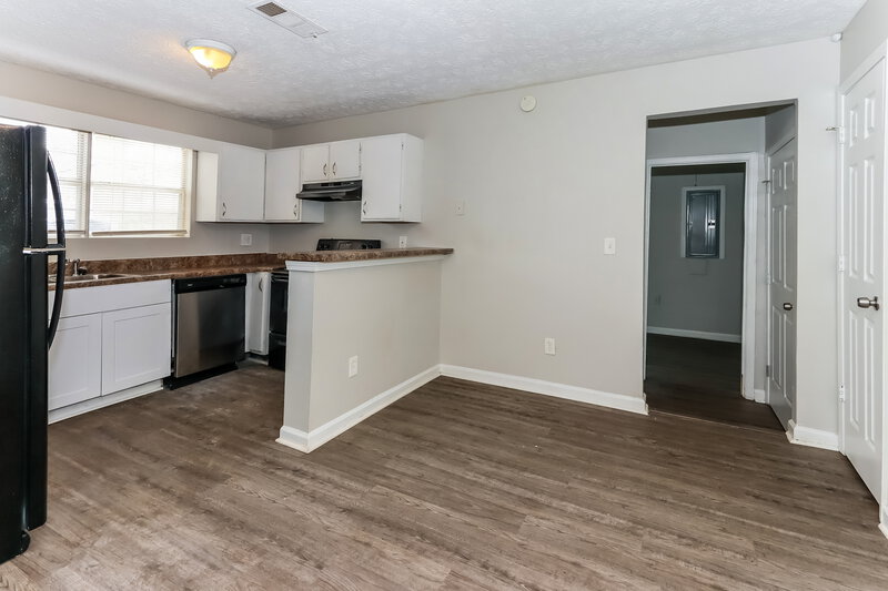 1,410/Mo, 200 SHERWOOD Loop McDonough, GA 30253 Dining Room View