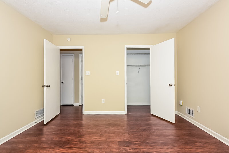 1,500/Mo, 105 Highland Cir McDonough, GA 30253 Main Bedroom View 2