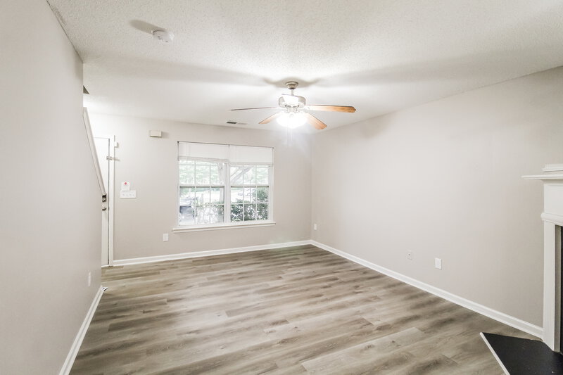 1,770/Mo, 401 Kendall Ln McDonough, GA 30253 Living Room View