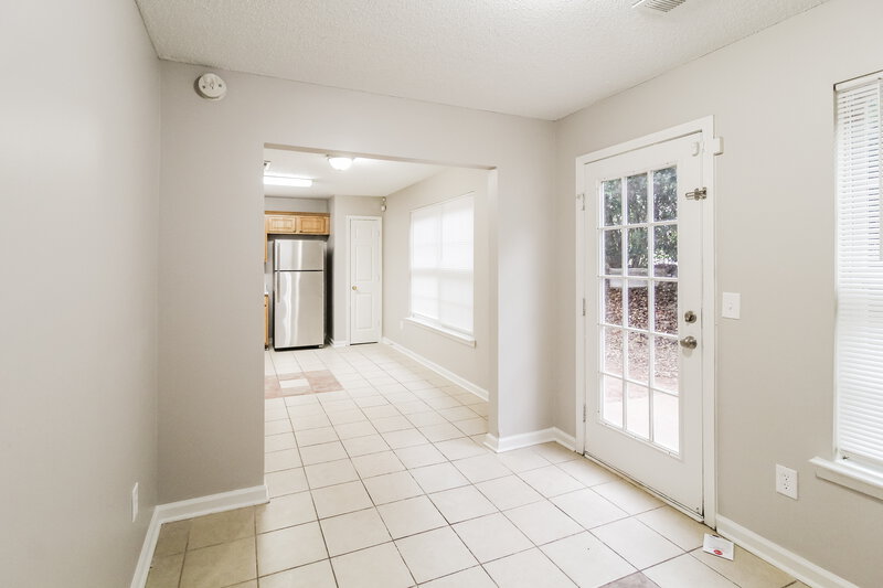 1,770/Mo, 401 Kendall Ln McDonough, GA 30253 Dining Room View 2