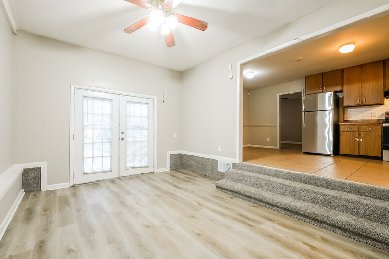 1,705/Mo, 6237 Continental Cir Morrow, GA 30260 Living Room View